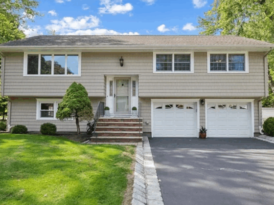 Well-maintained New Jersey home that appeals to today’s homebuyers.